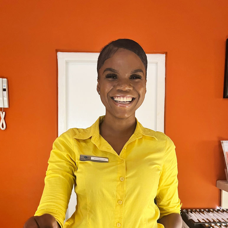 Concierge - The Royal Sea Aquarium Resort